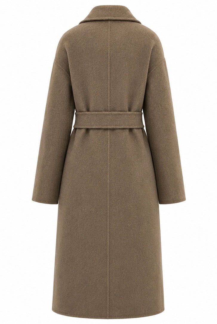 %100 CASHMERE HAND-SNITCHED COAT LATTE